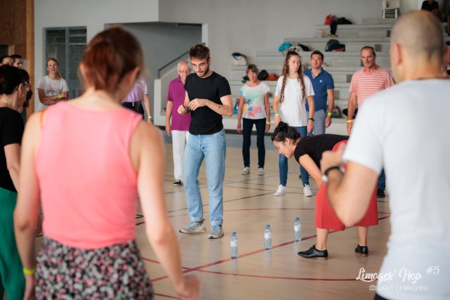 Limoges'Hop #5

Partage libre à des fins non promotionnelles ou commerciales, en créditant l'auteur (@lightexmachina).

© Alexandre - LIGHT EX MACHINA 2023, tous droits réservés.